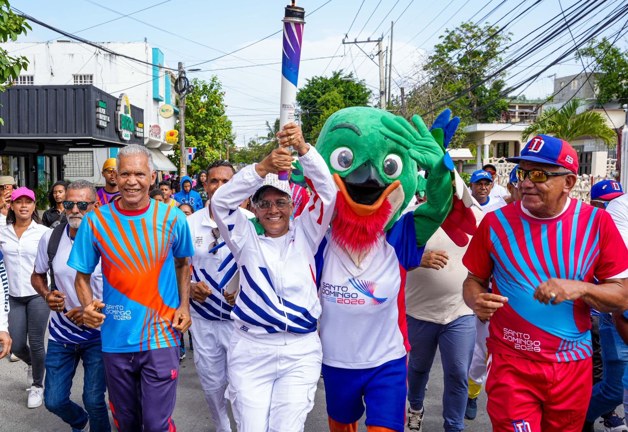 Cabarete no se conforma con subsede, también quiere la medalla oro del surf