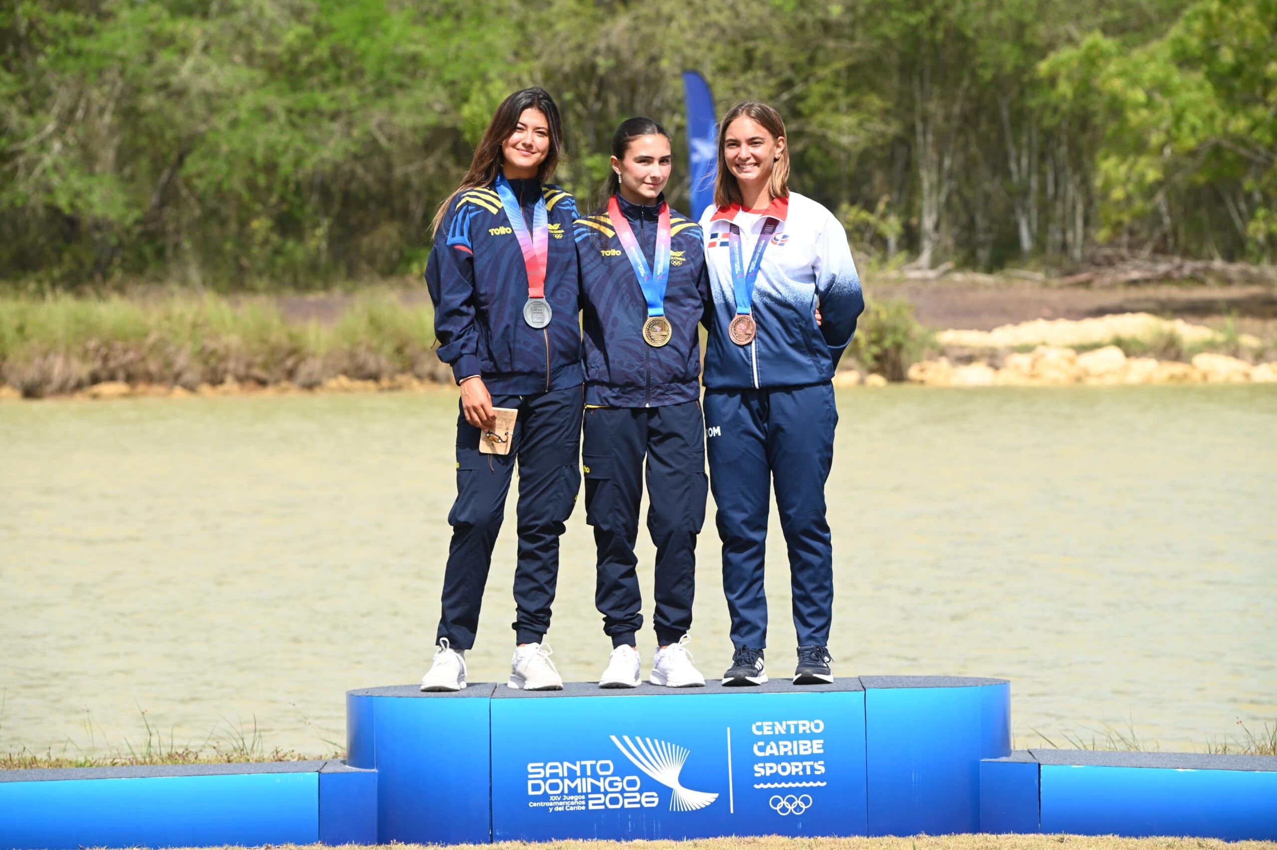 Piedrahita conquista oro en salto Esquí Acuático