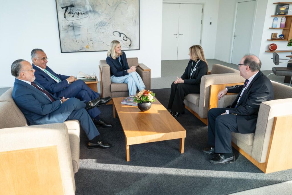 Desde la izquierda, Pablo Valentín, Luis Mejía Oviedo, Kirsty Coventry, Carolina Mejía y Felipe Vicini.
