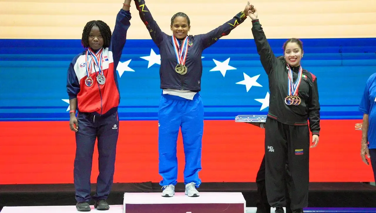 Atletas dominicanos en el Campeonato Centroamericano y del Caribe de Halterofilia