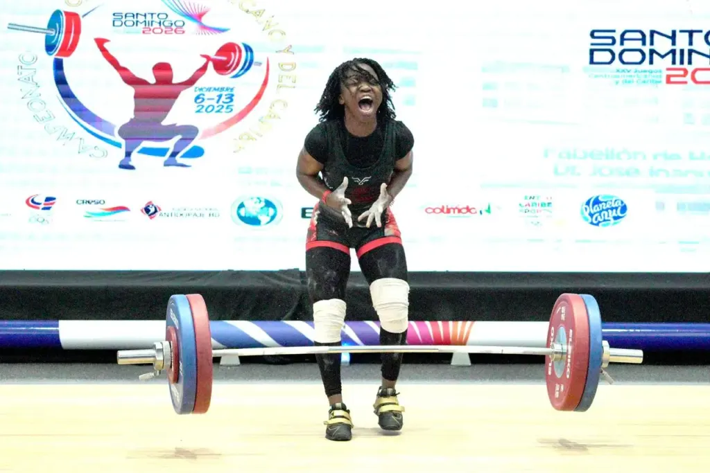 Delegaciones y premiación en el Campeonato Centroamericano y del Caribe de Halterofilia