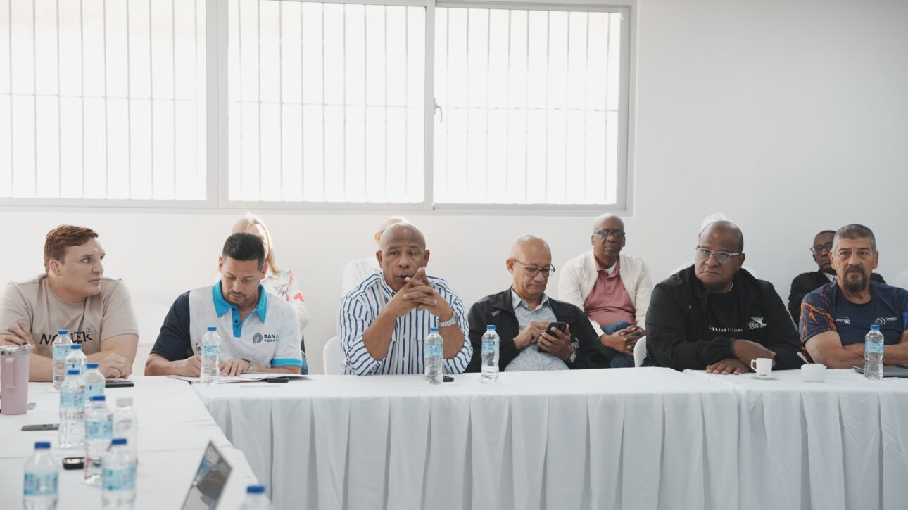 Reunión de la Dirección Técnica de Santo Domingo 2026 con delegados internacionales