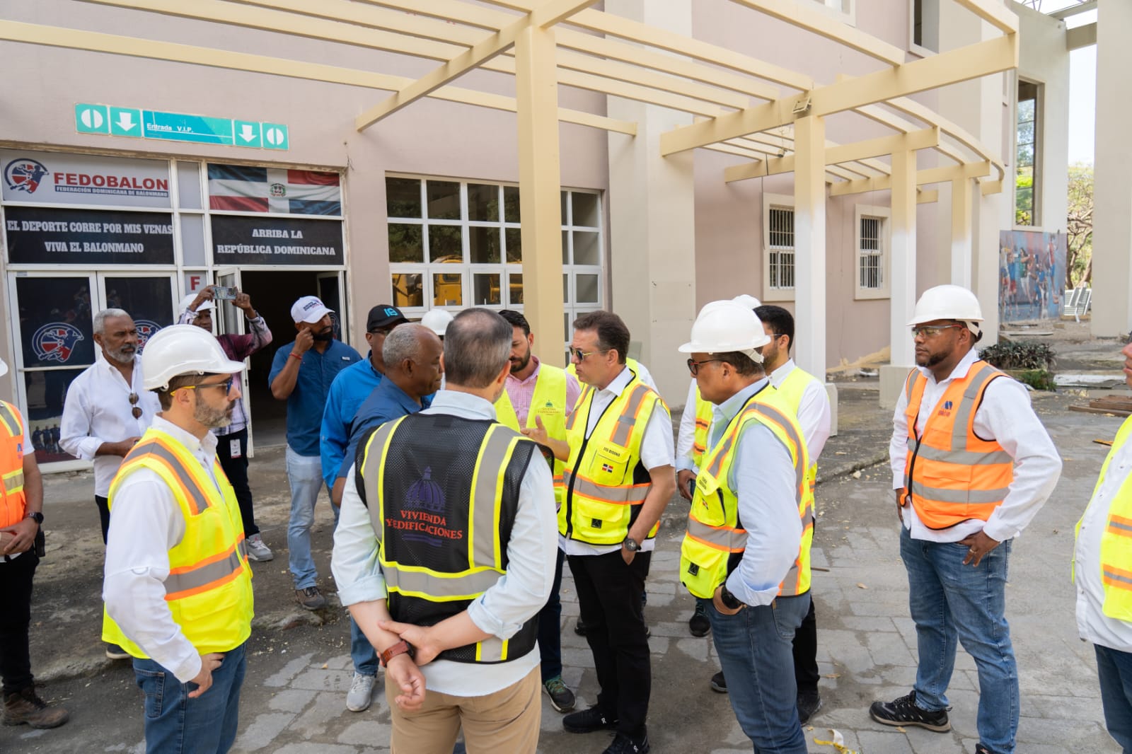 Trabajos de adecuación y terminación de instalaciones deportivas en el Parque del Este.