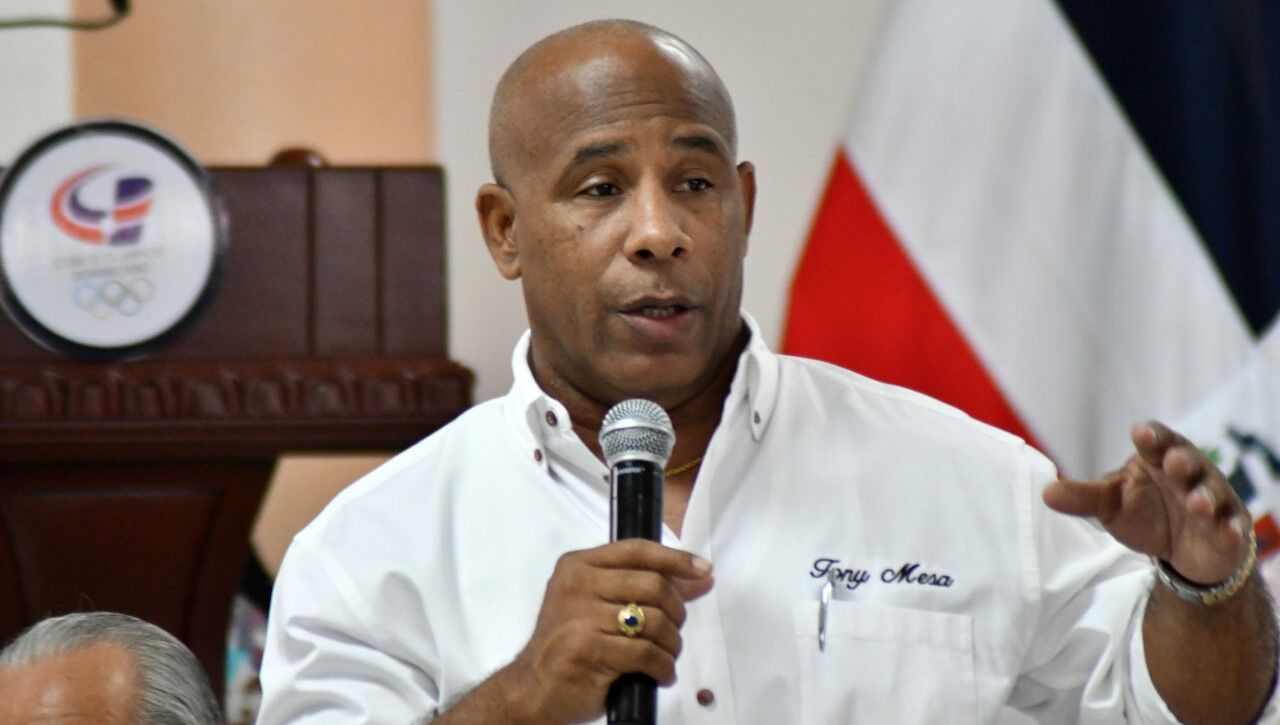 Participantes durante jornada de capacitación técnica para deportes de los Juegos Santo Domingo 2026.